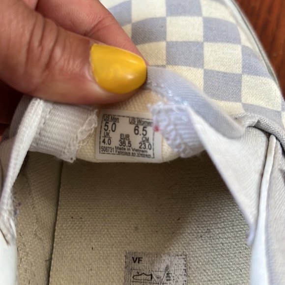 Vans checker slip on sneakers size 5(men) 6.5(women) - Picture 3 of 8